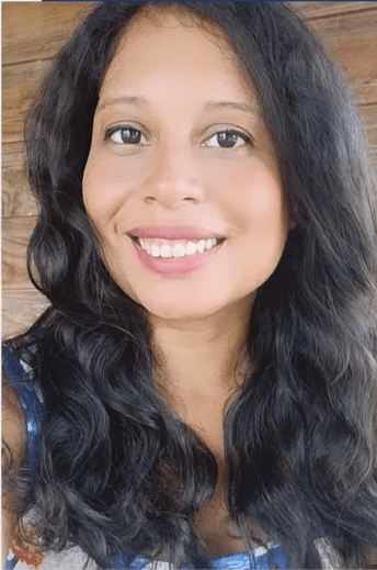 Joanna, language instructor and certified translator in Bocas del Toro